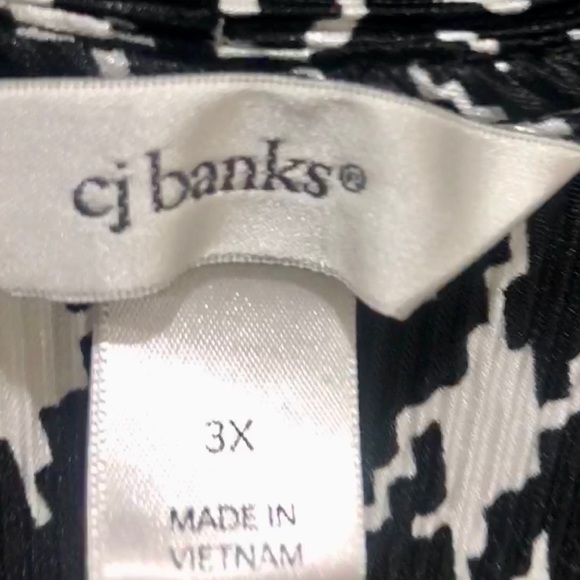 Black and White twin set top - Picture 2 of 3